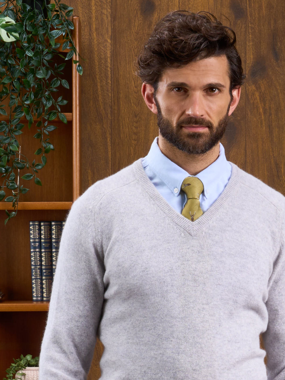 Lambswool Vee Neck Jumper in Light Grey Mix