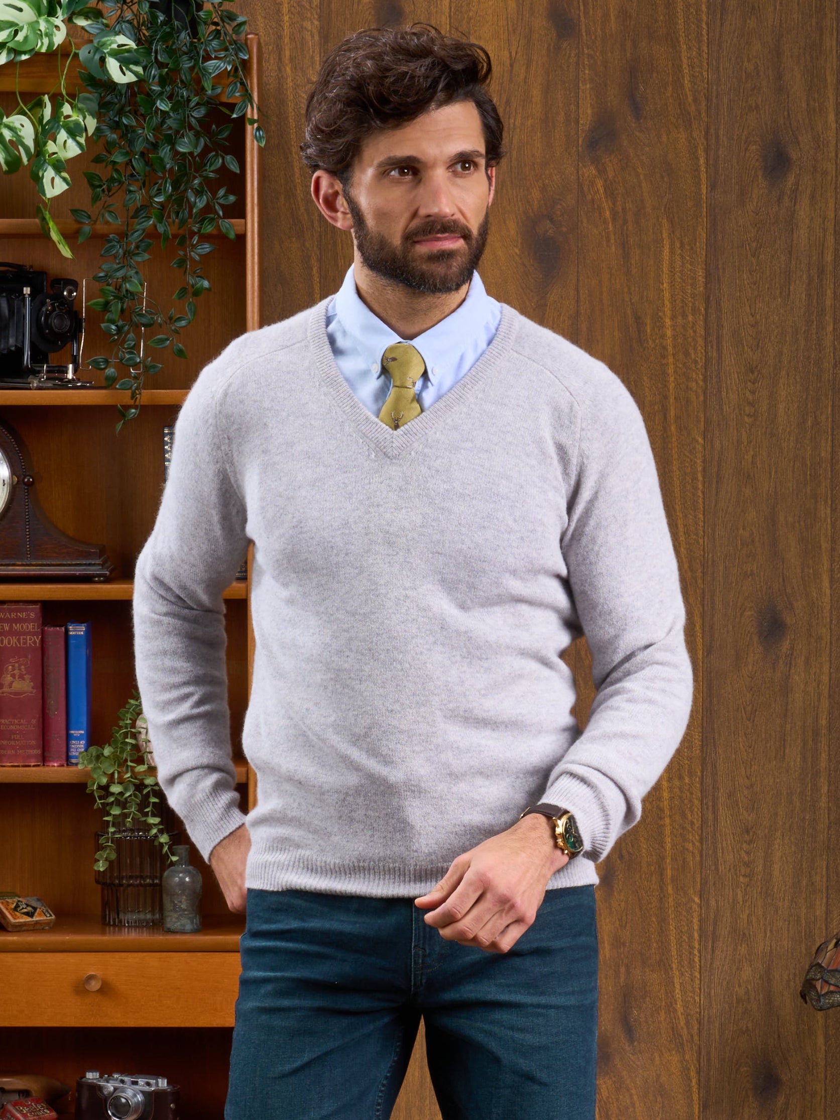 Lambswool Vee Neck Jumper in Light Grey Mix
