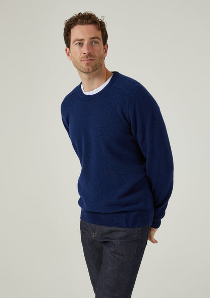Maglione da uomo in lana d'agnello Dorset in indaco - vestibilità classica