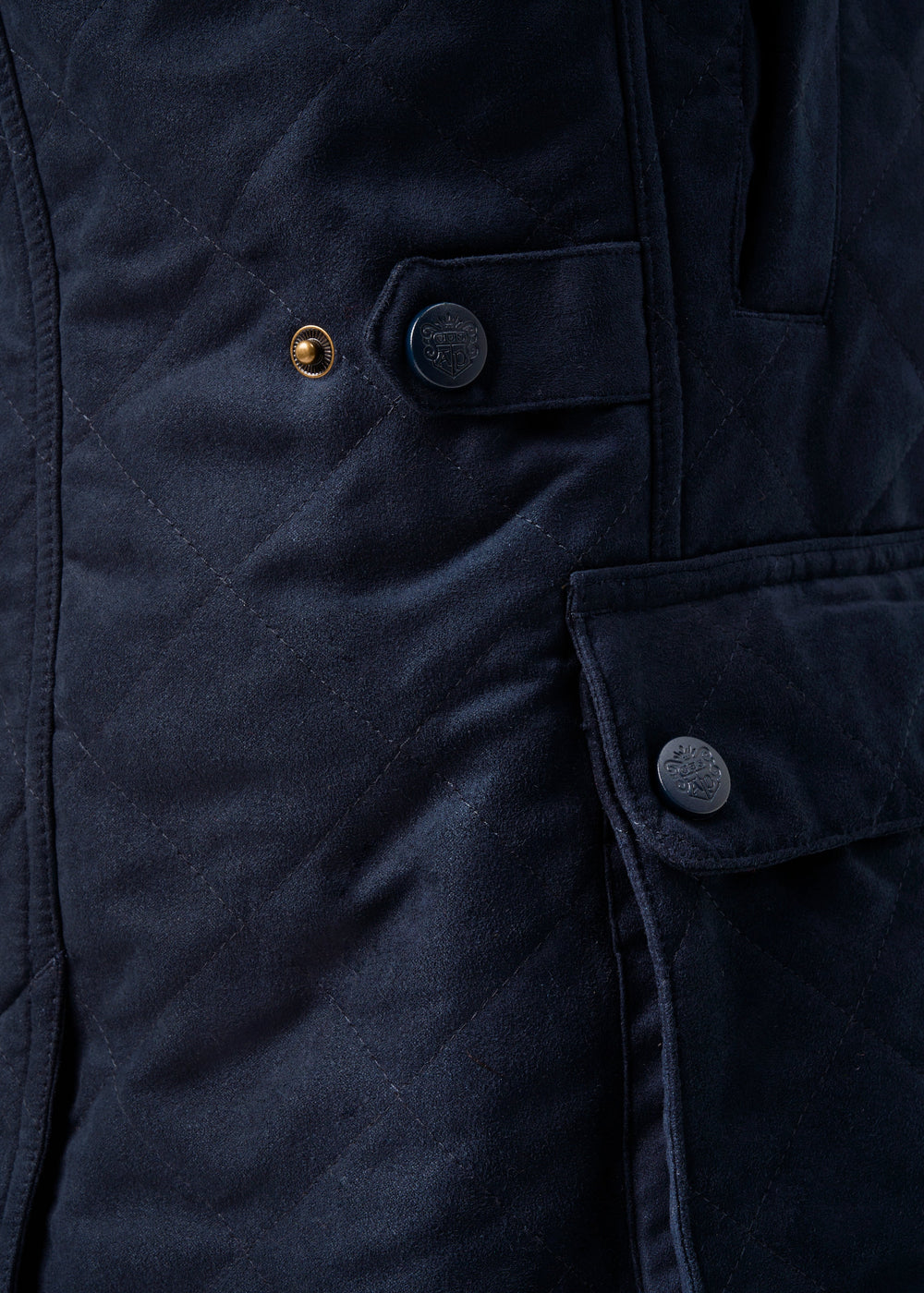 Close-up of Felwell Men’s Quilted Jacket in Dark Navy, Regular Fit, featuring snap buttons and a visible pocket.