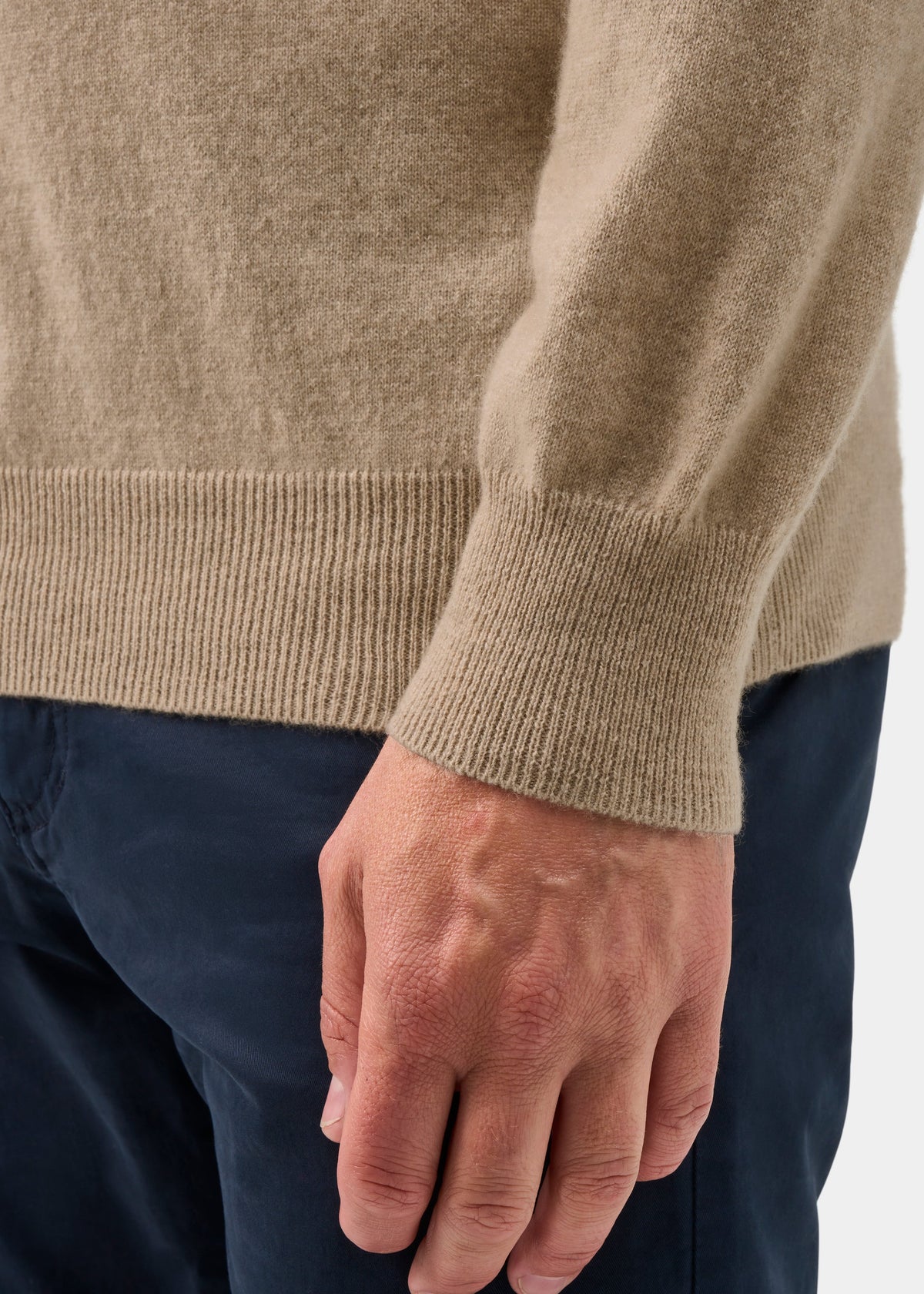 Haddington Pure Cashmere V-Neck Jumper In Linen - Regular Fit