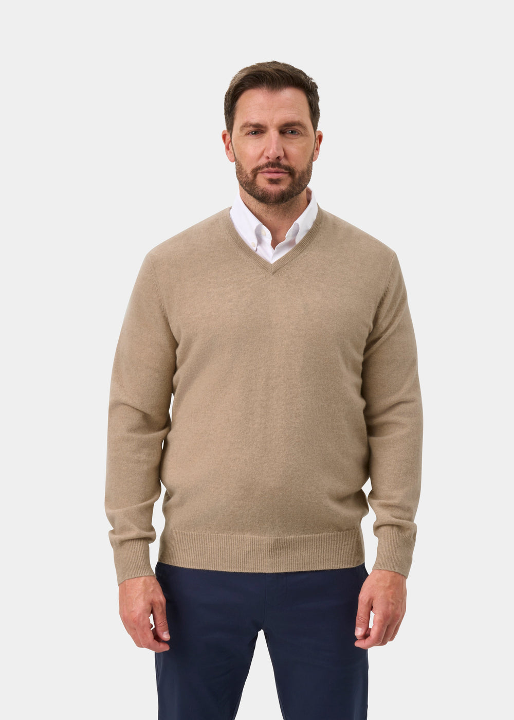 Haddington Pure Cashmere V-Neck Jumper In Linen - Regular Fit