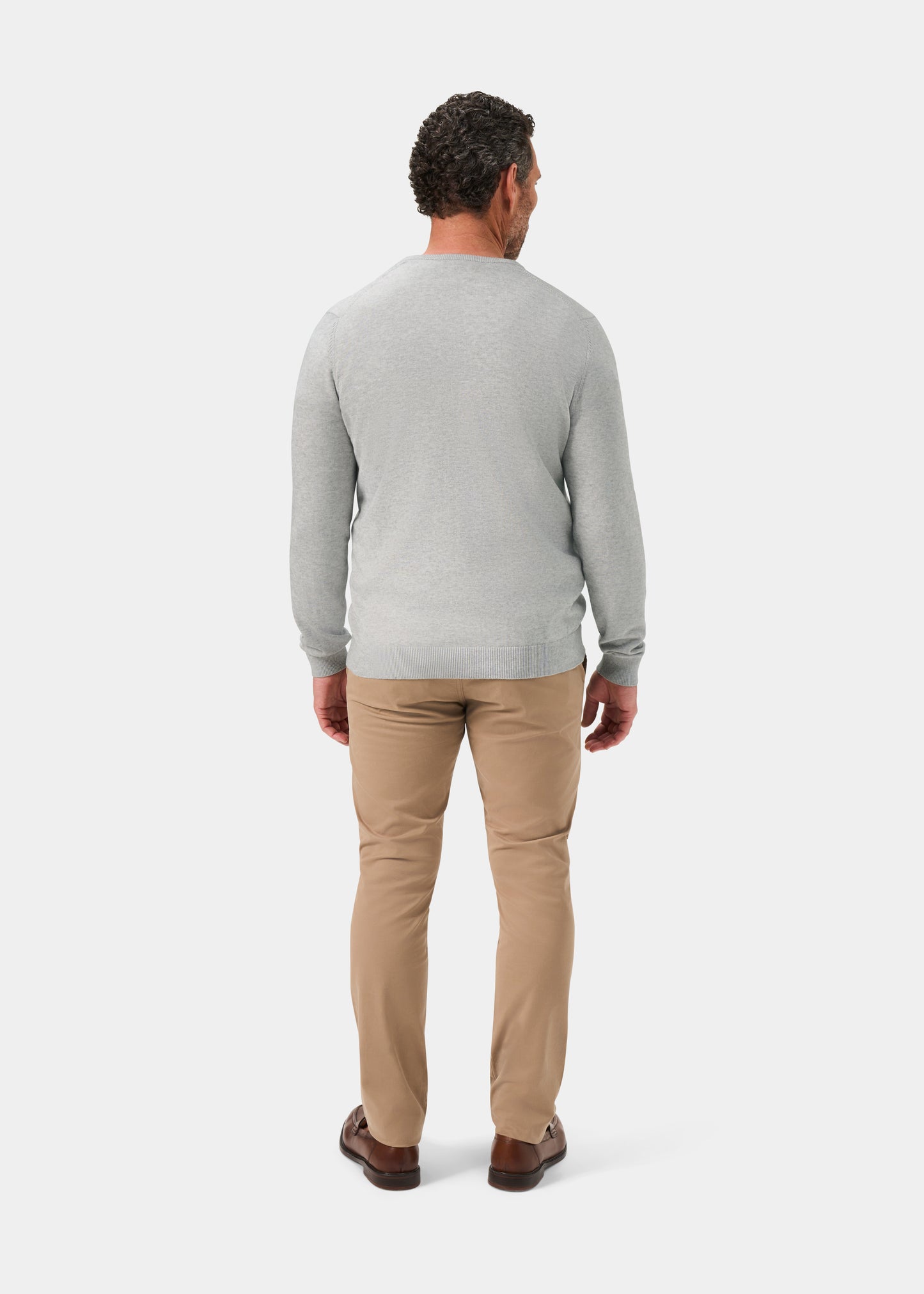 Men's Cotton Cashmere Vee Neck Jumper in Light Grey