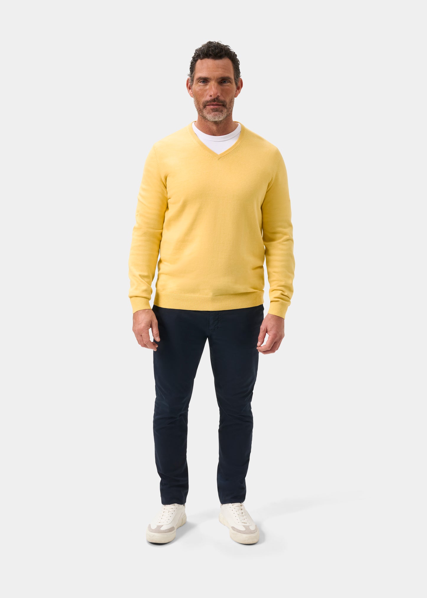 Men's Cotton Cashmere Vee Neck Jumper in Yellow