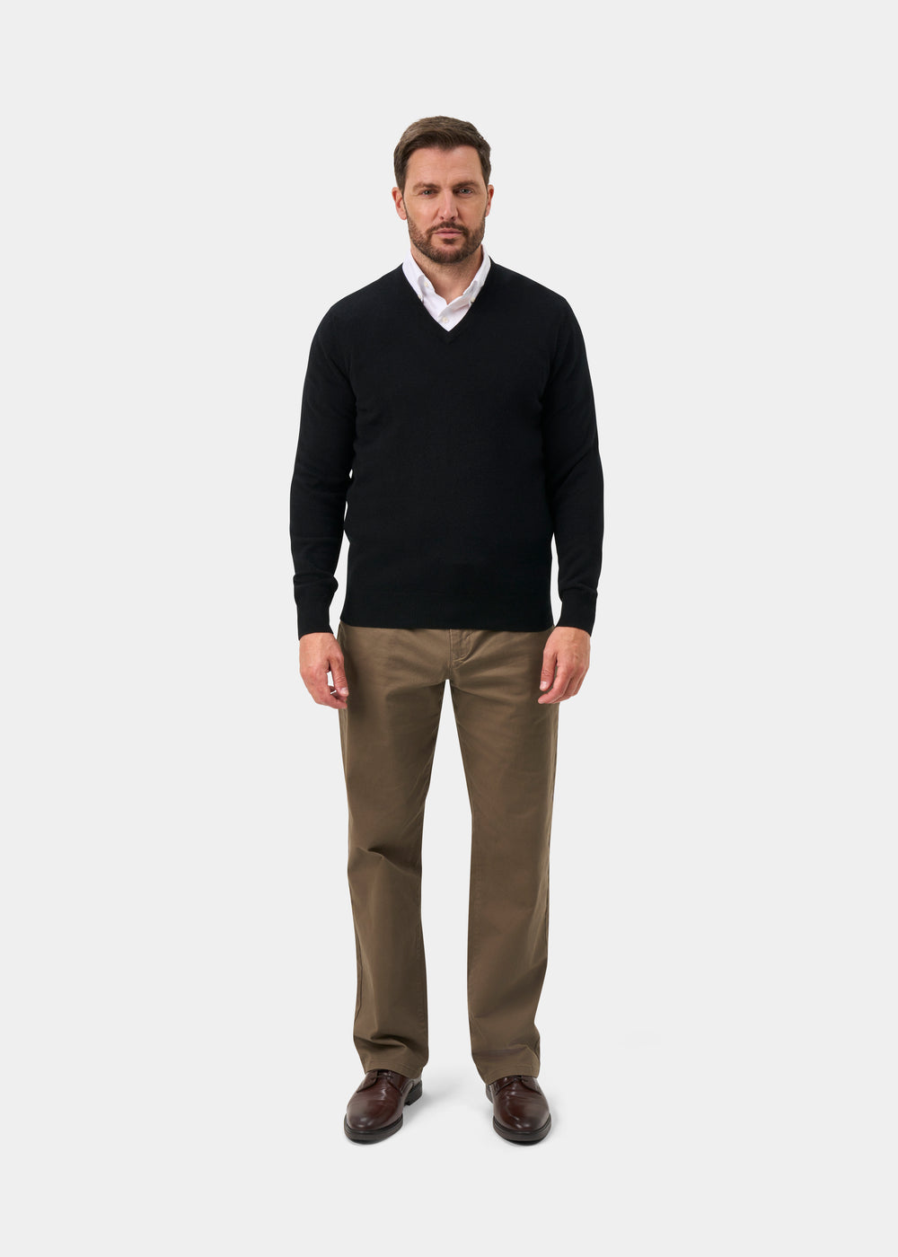 Albury Geelong Wool Jumper in Black - Regular Fit