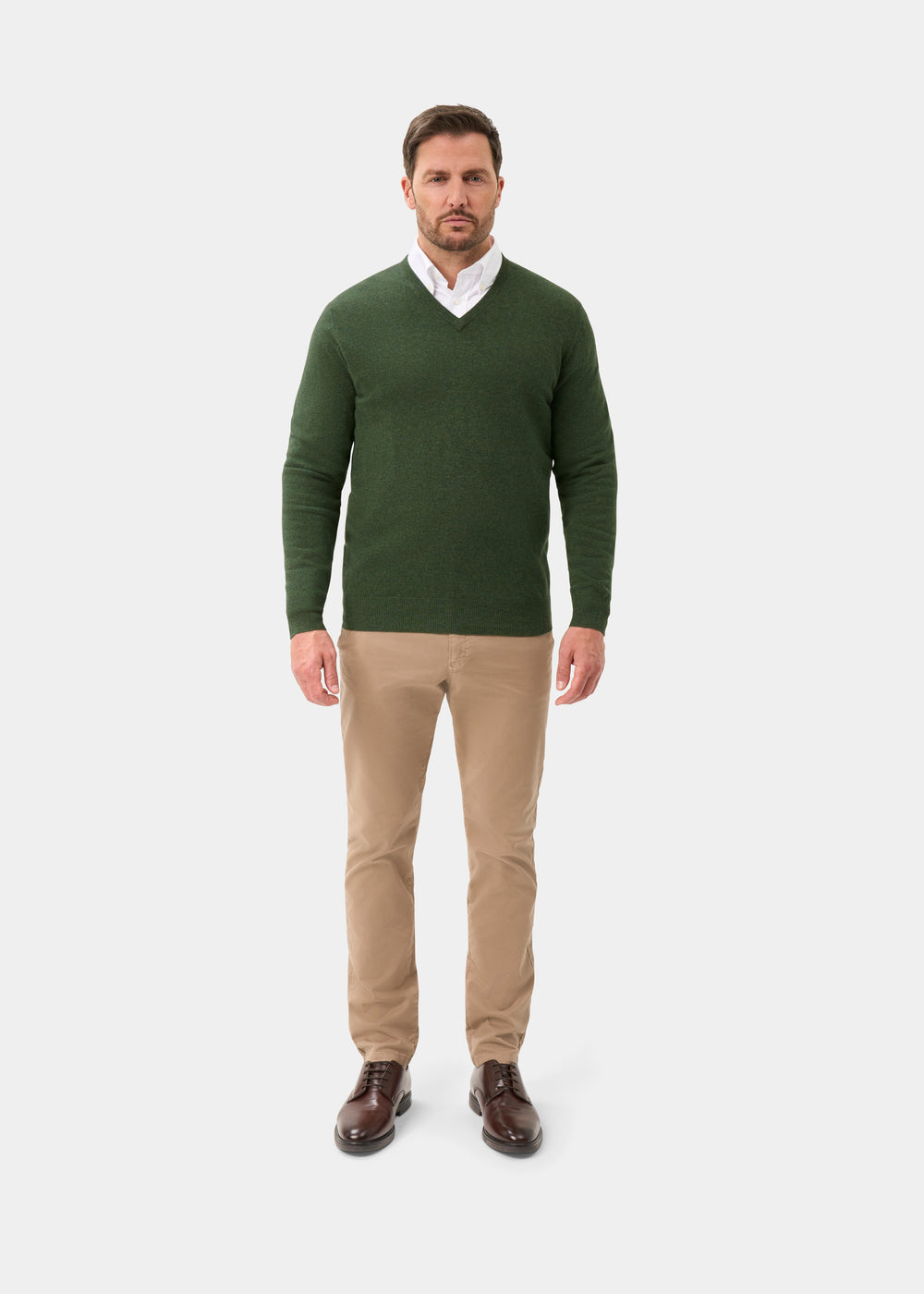 Men's Geelong Wool Vee Neck Jumper in Rosemary