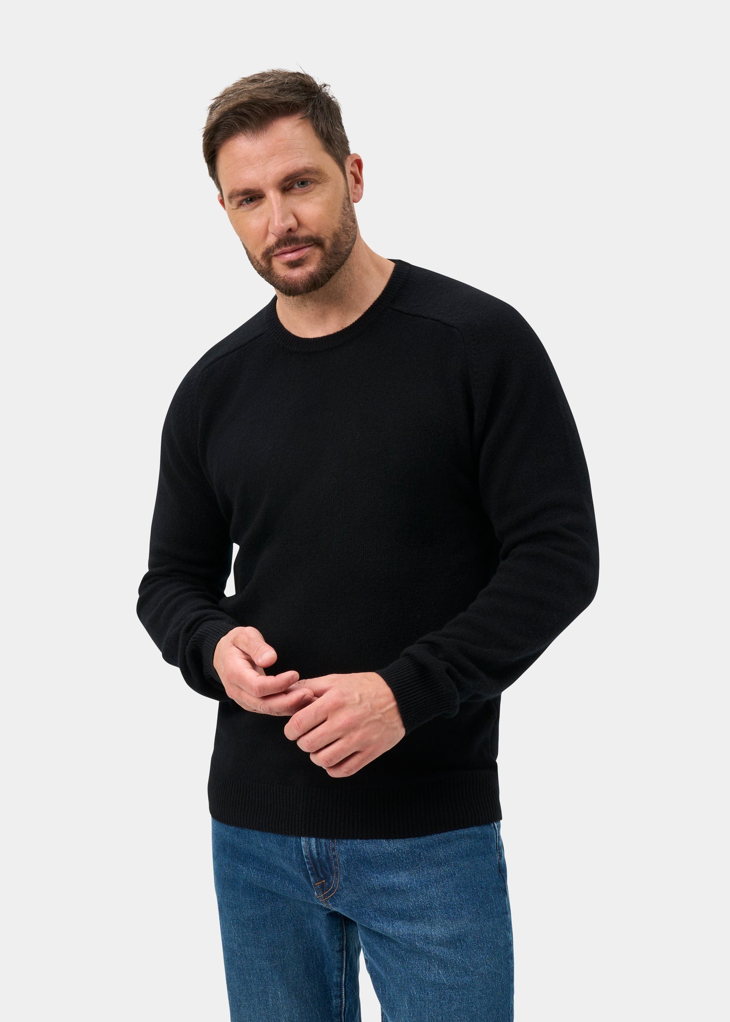 Lenzie Men's Lambswool Jumper In Black - Regular Fit