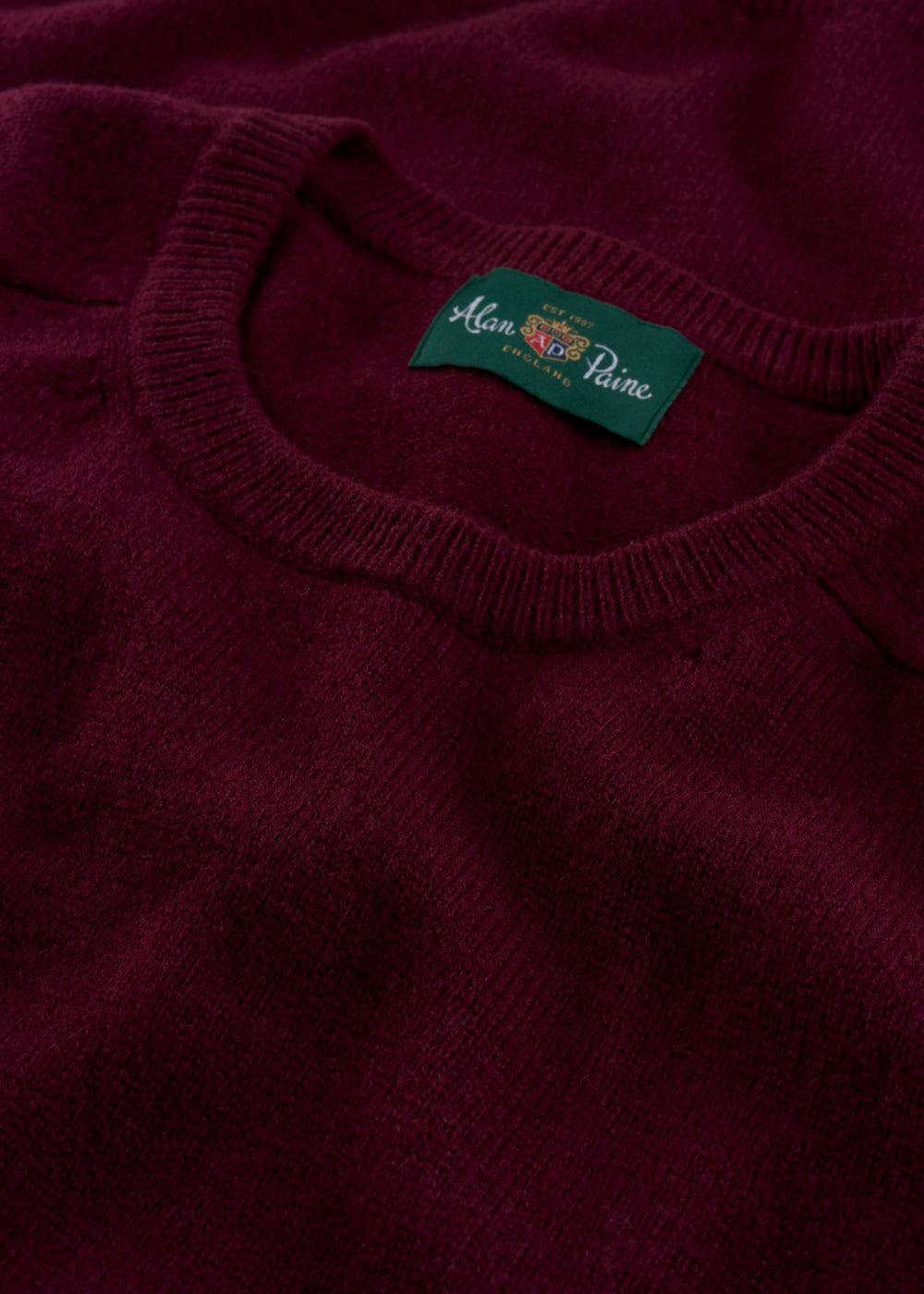 Men's Lambswool Crew Neck Jumper in Bordeaux