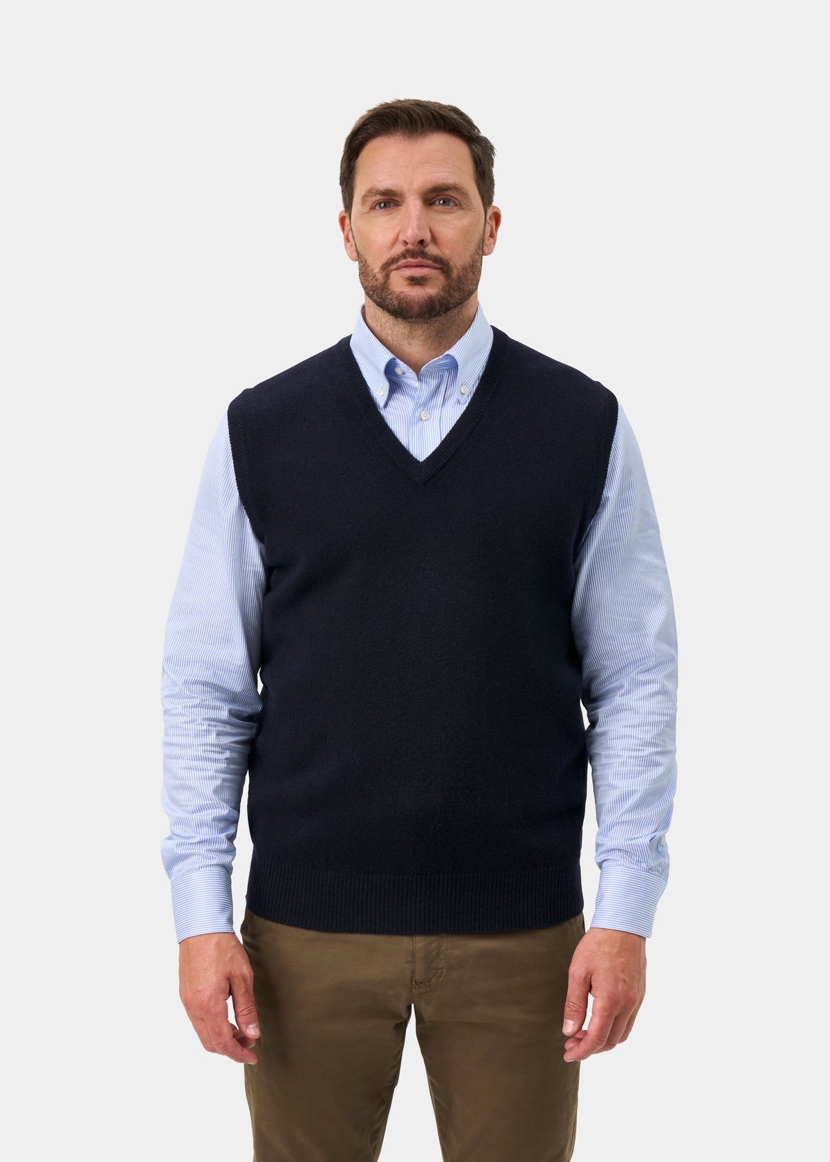 Norfolk Lambswool V-Neck Slipover In Navy - Classic Fit