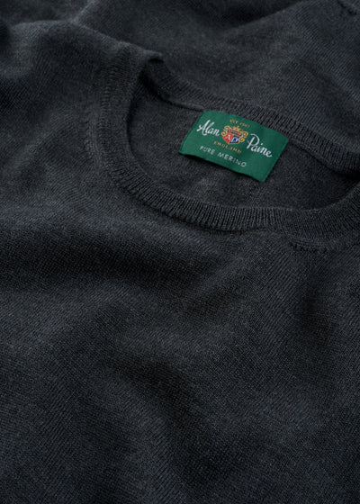 Men's Merino Wool Crew Neck Jumper in Charcoal