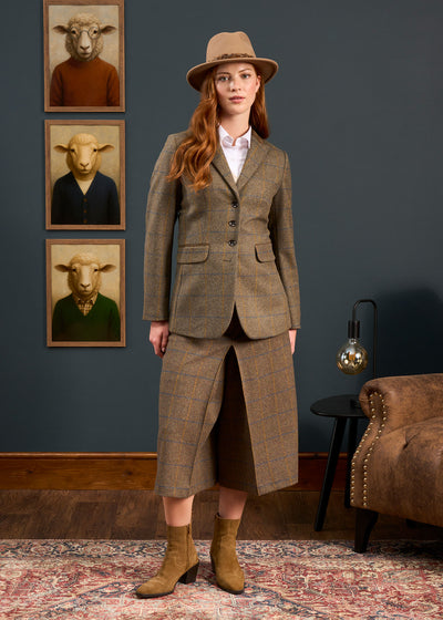 Surrey Ladies Tweed Culottes In Seabrook