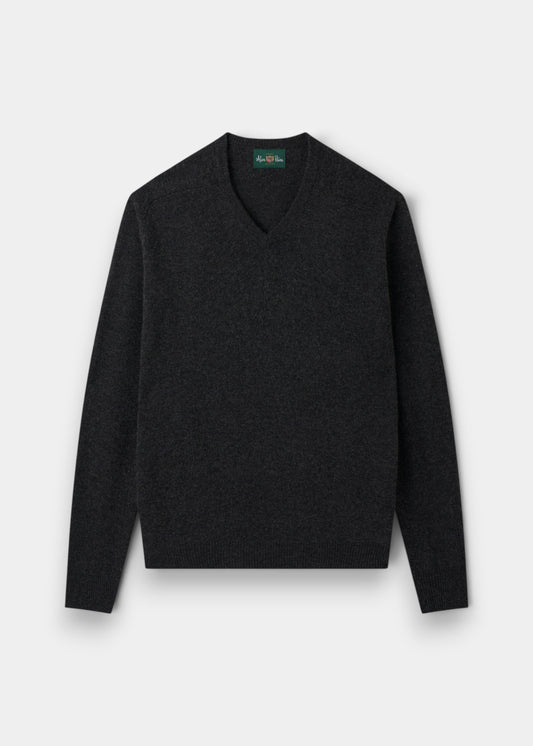 Alan Paine charcoal V-neck jumper in soft lambswool with a classic fit, saddle shoulders, and ribbed cuffs and hem.