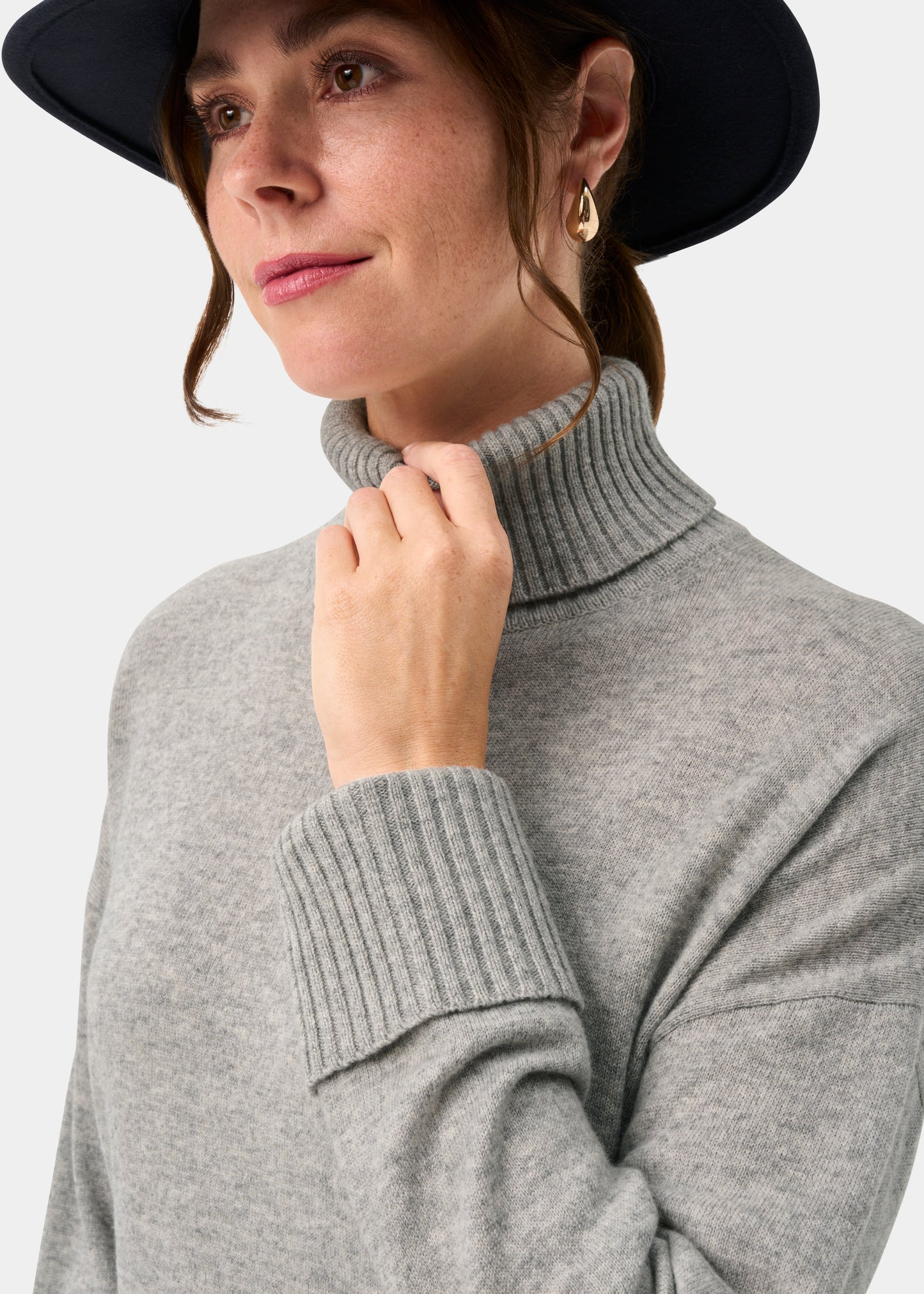 Alexa Ladies Wool and Cashmere Roll Neck In Husky