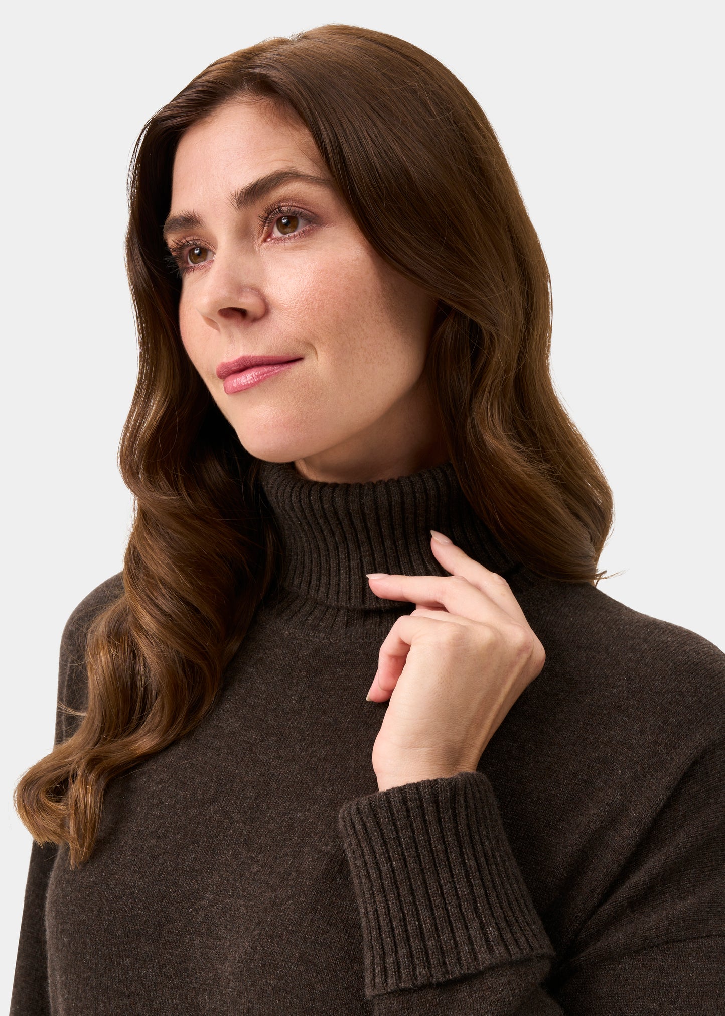 Alexa Ladies Wool and Cashmere Roll Neck In Walnut