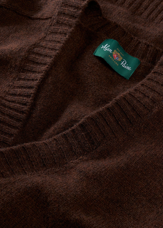 Kinloch Supersoft Shetland Wool V-Neck Cardigan In Coffee