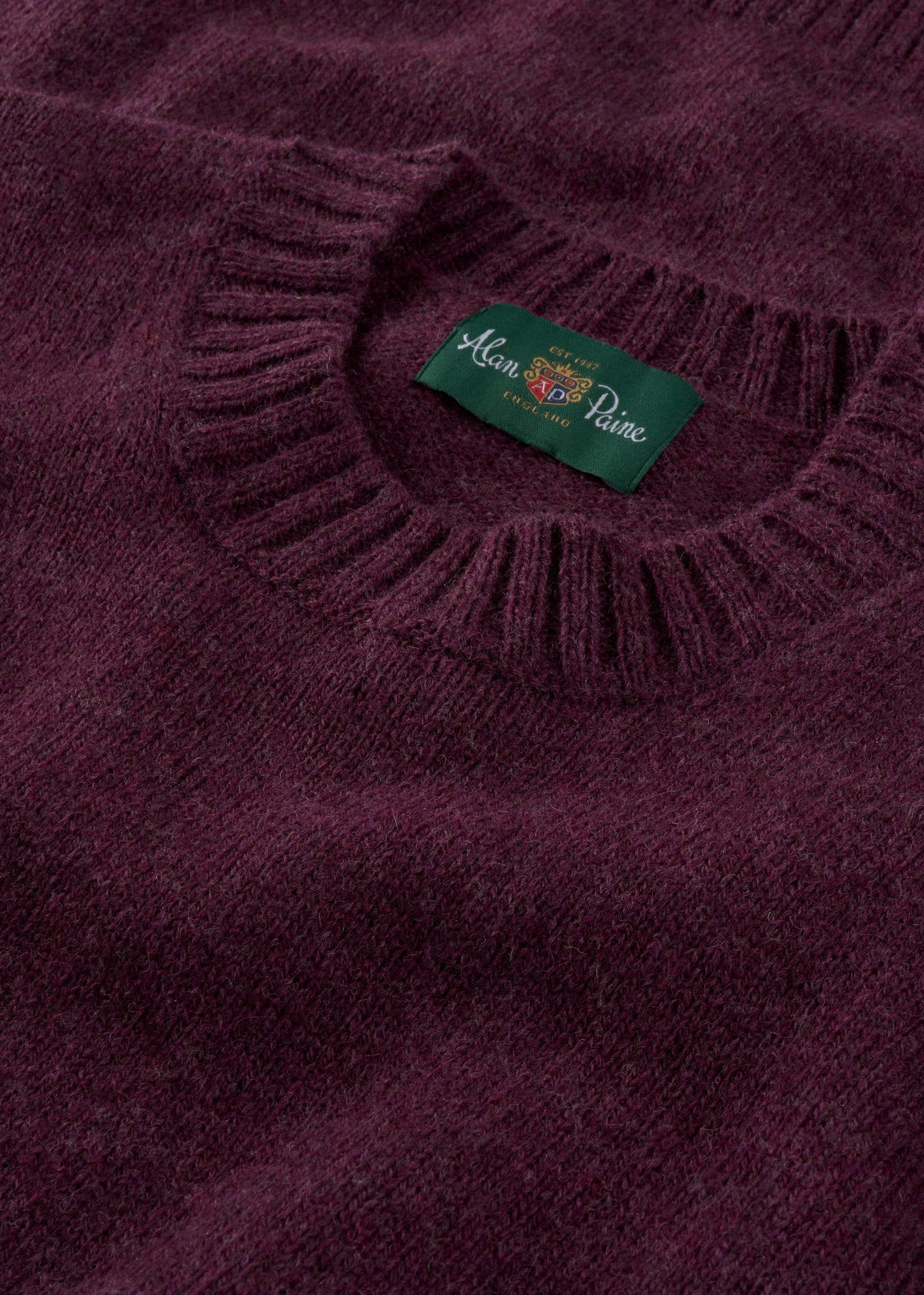 Men's Shetland Wool Crew Neck Jumper in Elderberry