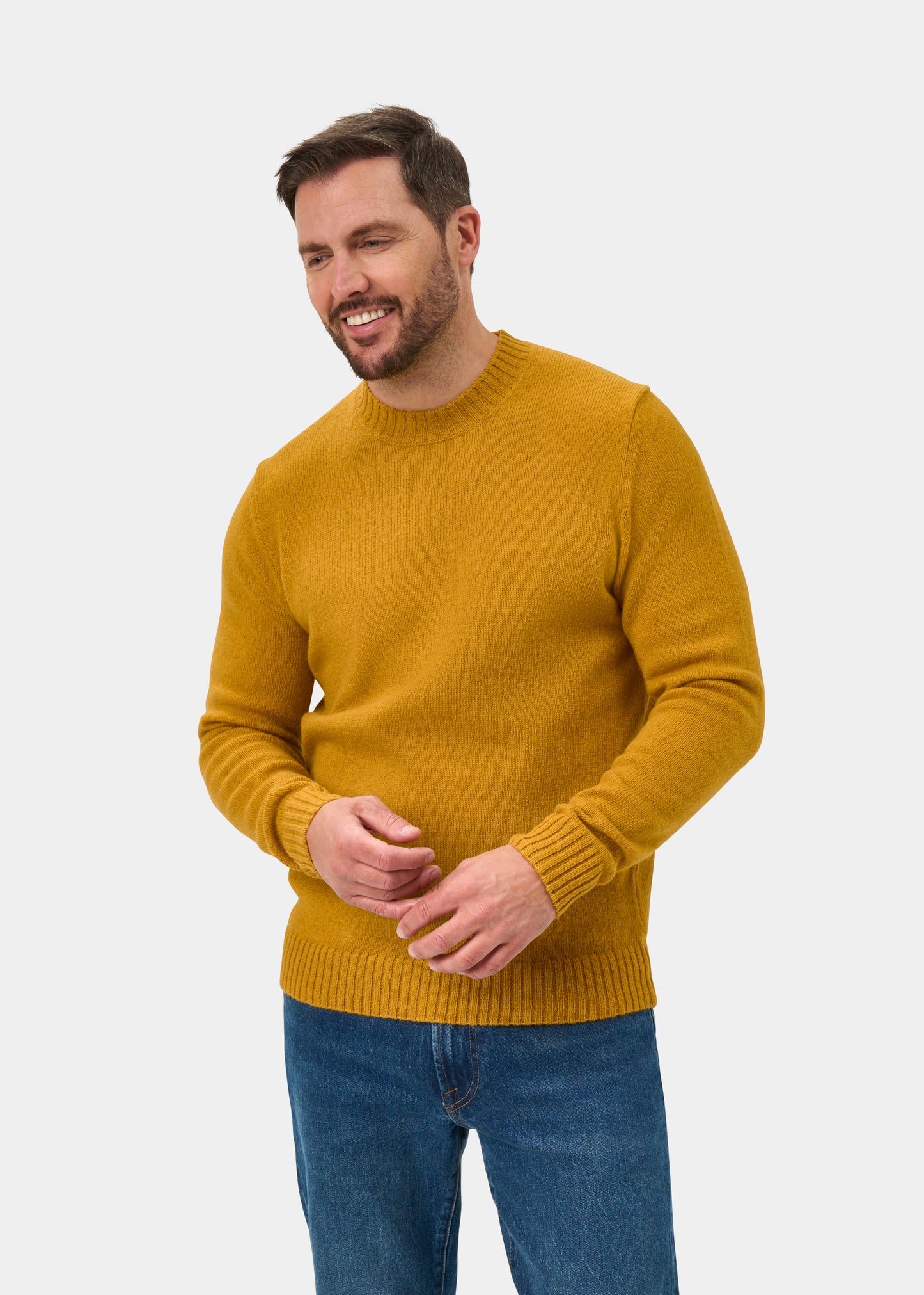 Kinnadie Supersoft Shetland Jumper In Old Gold - Regular Fit