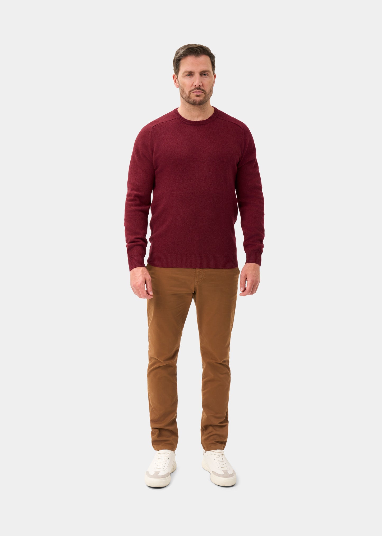 Men's Lambswool Crew Neck Jumper in Garnet