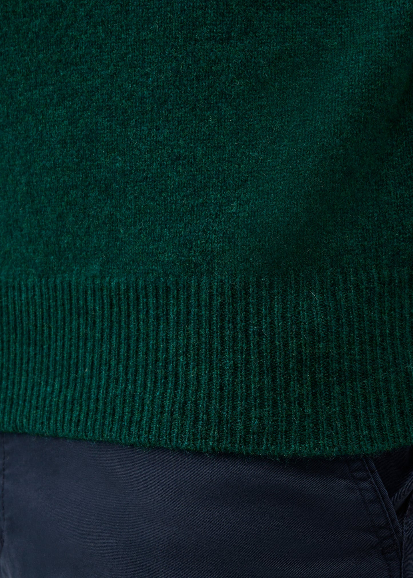 Norfolk Men's Lambswool Slipover in Mallard - Classic Fit
